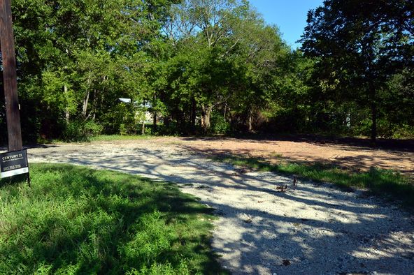 500 W Main St, Quinlan, TX 75474